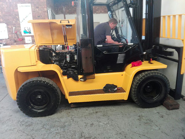 Forklift Maintenance
